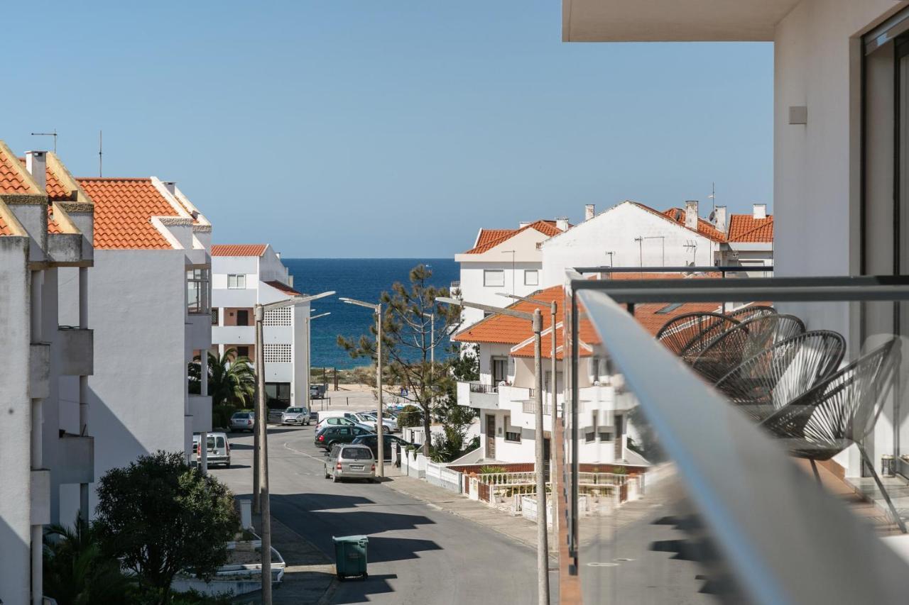 Consolacao & Supertubos Beach House Dış mekan fotoğraf